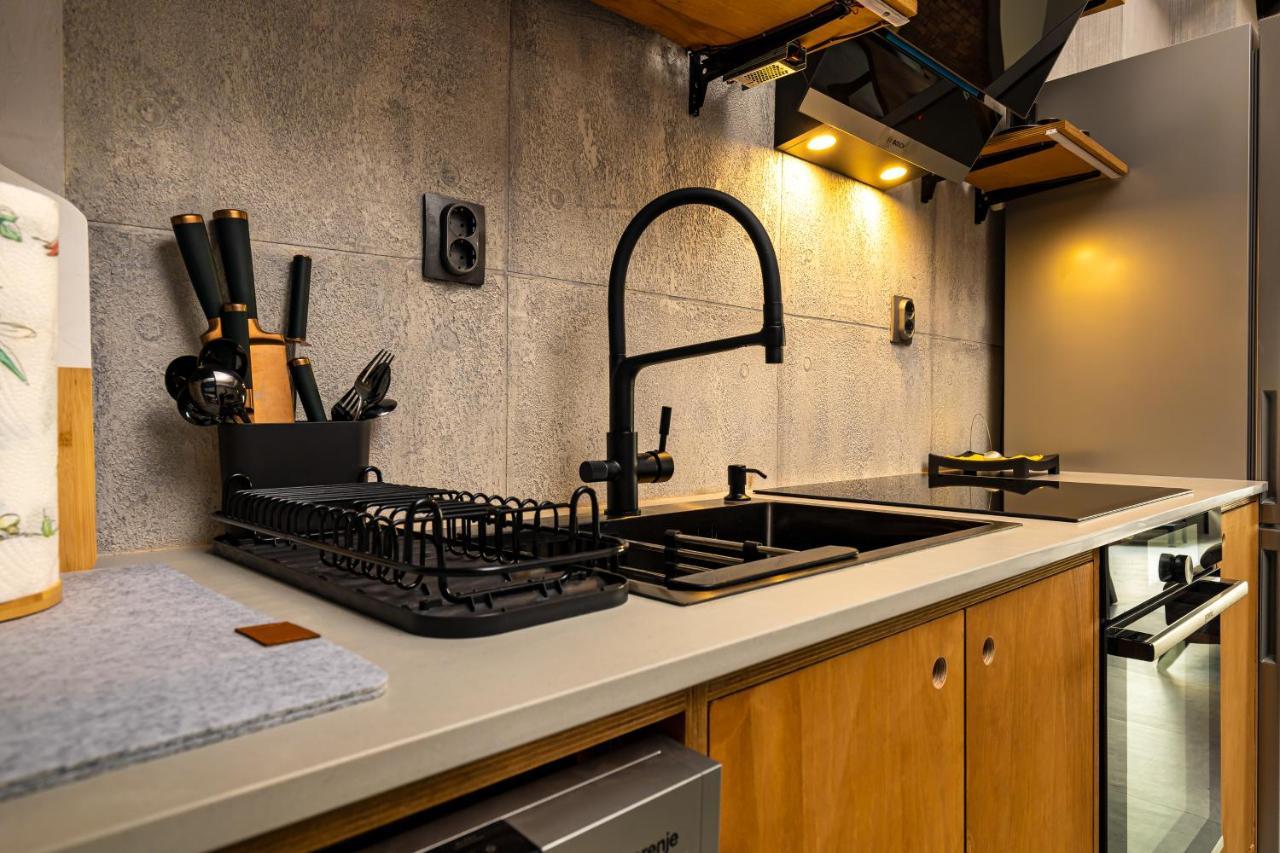 Apartmán Industrial-Style 2Bd Loft With Parking Spot By Flat Mаnager Plovdiv Exteriér fotografie